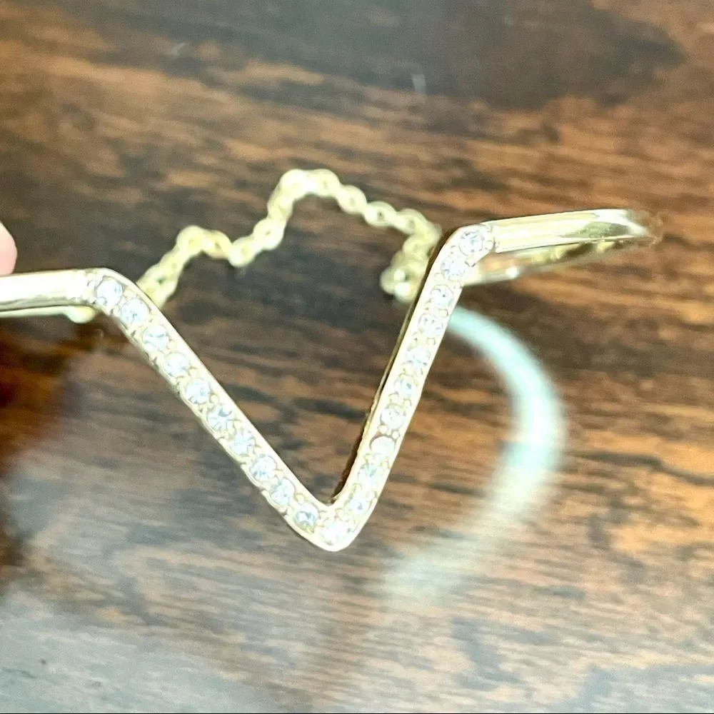 Victoria Secret gold tone necklace & bracelet set